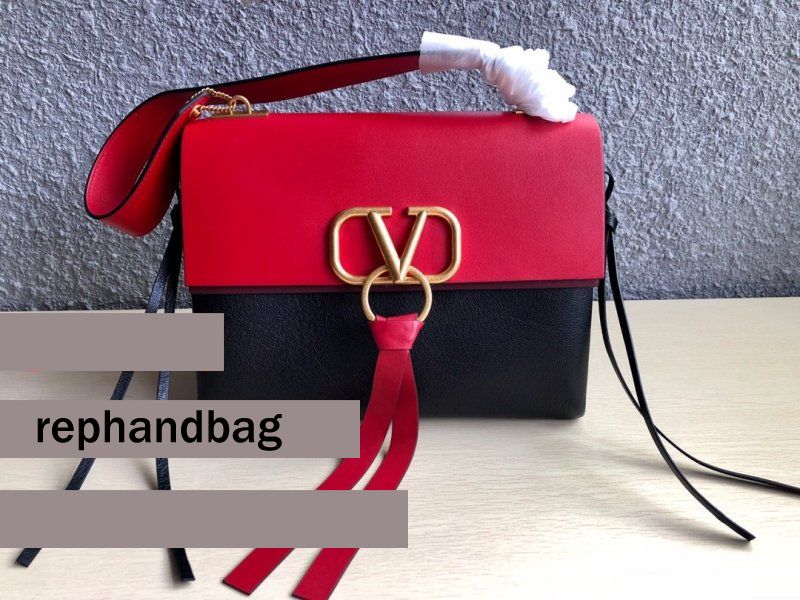 Replica Handbags Collection On Sale